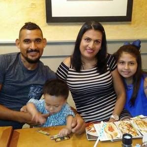 Meet your Posher, Isela